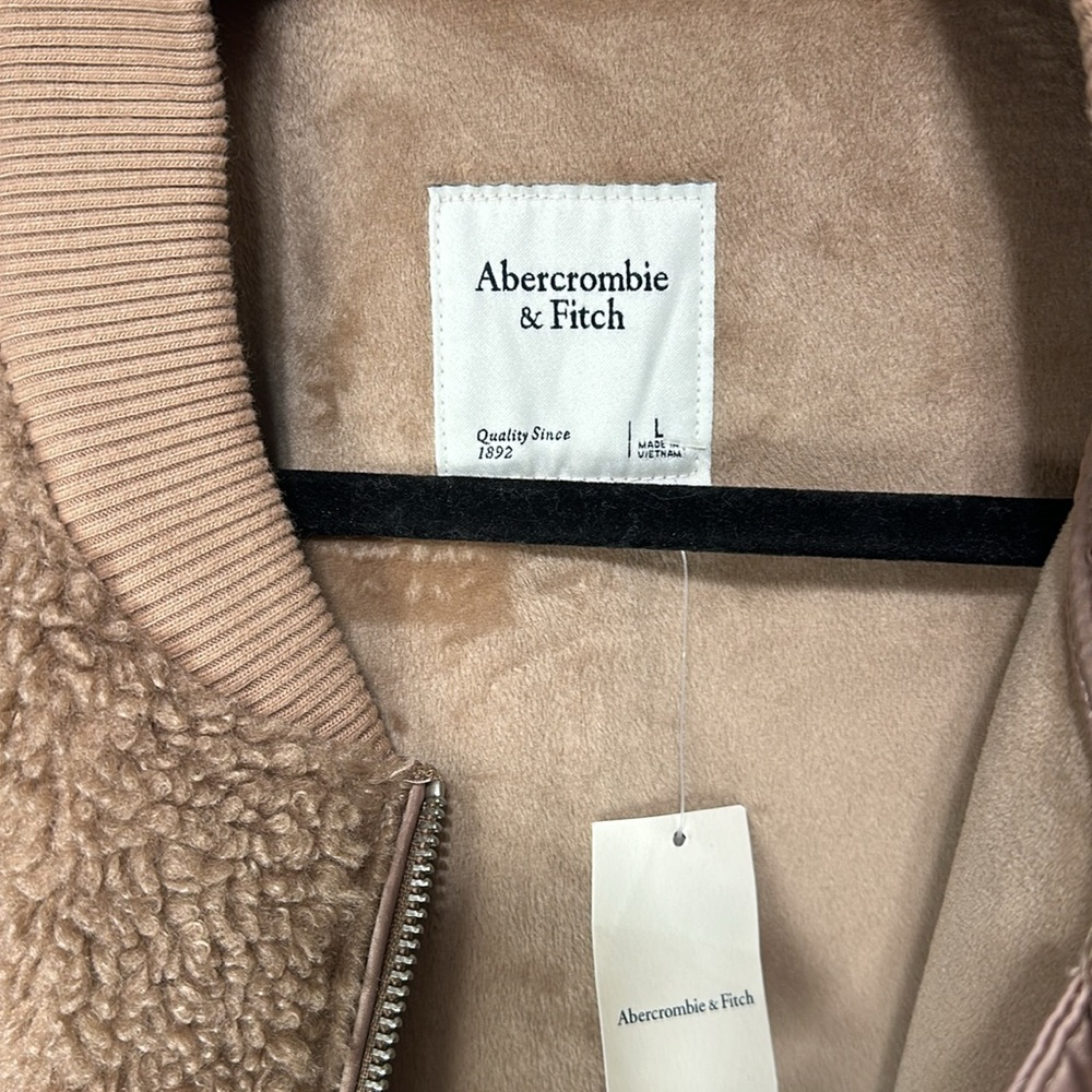 Nwt Abercrombie & Fitch Jacket Sherpa Faux Fur - image 6